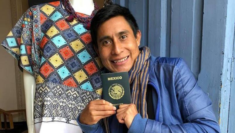 Conoce la historia de Alberto López diseñador Tzotzil que triunfa en la Fashion Week de Nueva York