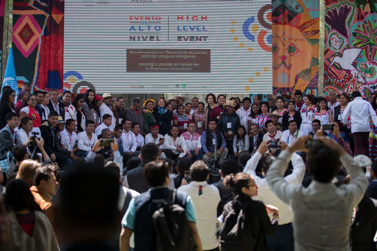 Kitemachiltiya on tlanauatili pan Los Pinos (Chapoltepek), ika