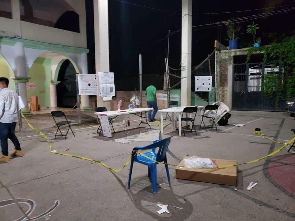 Robo de urnas y alteración de actas manchan elecciones en Tlapa