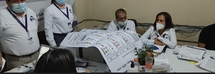 Se negó Distrito 27 a recibir a documentos del IEPC de casilla robada