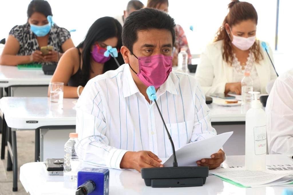 Dice diputado Tito que no le toca a Wences candidatura indígena del V Distrito Federal