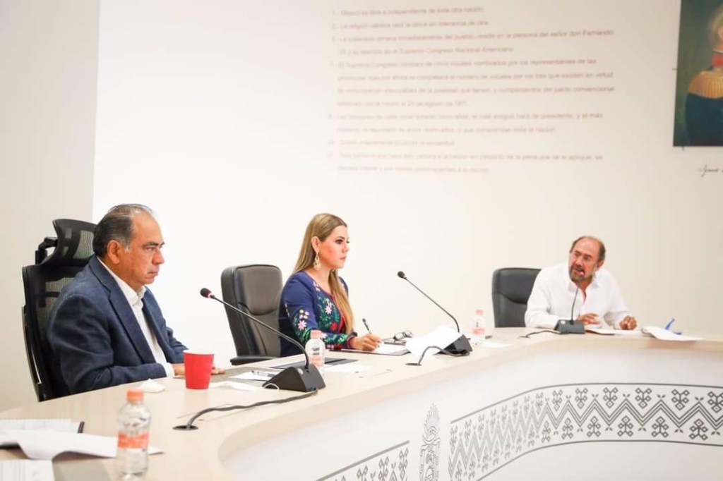 Evelyn y Astudillo acuerdan el inicio formal de la entrega-recepción