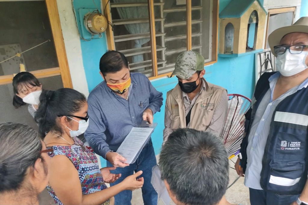 Gobierno negocia vivienda con familias afectadas por el Tren Maya
