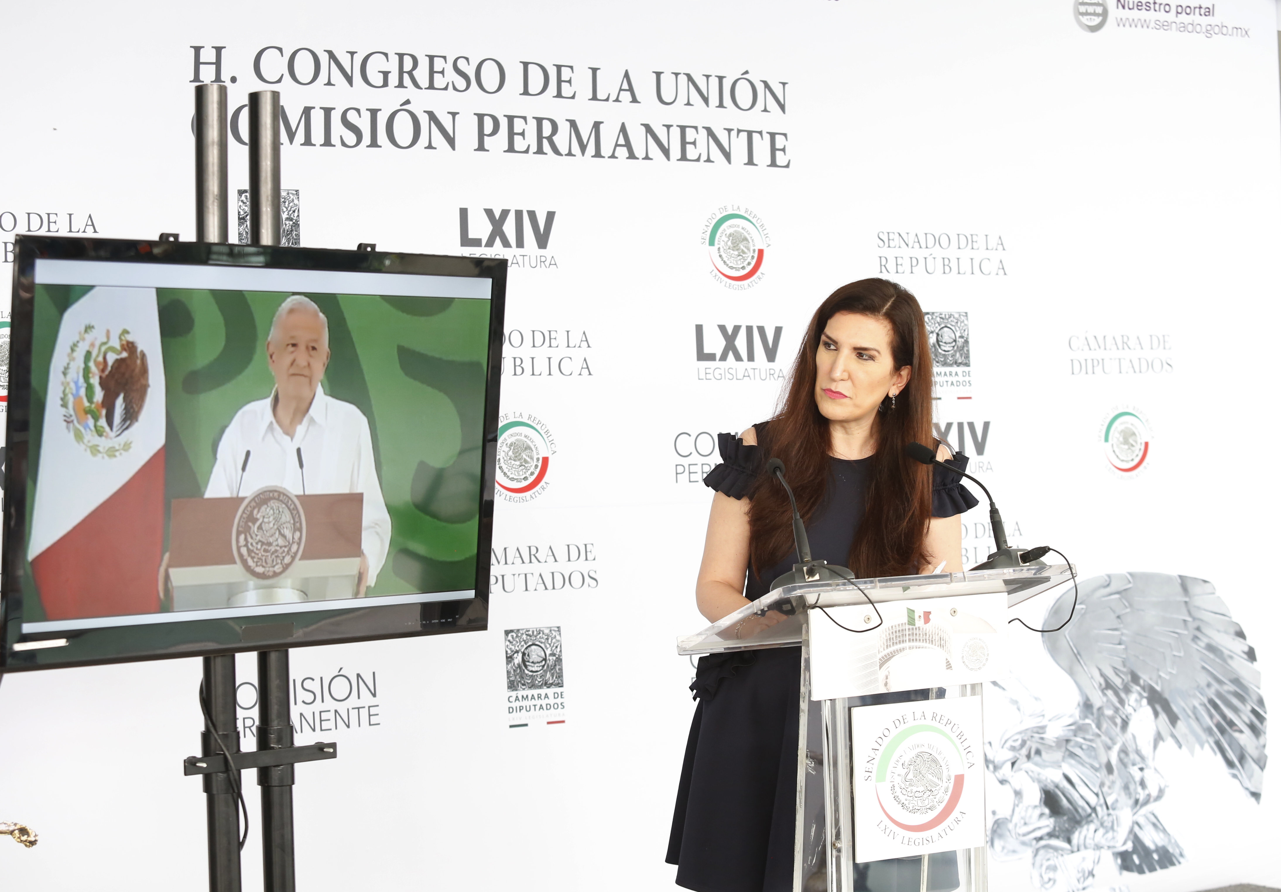 Ataques a instituciones es un distractor de AMLO: Kenia López Rabadán
