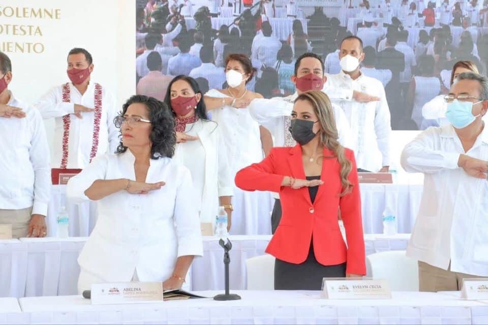 Asiste Evelyn Salgado Pineda a la instalación de los Ayuntamientos de Acapulco y&nbsp;Chilpancingo