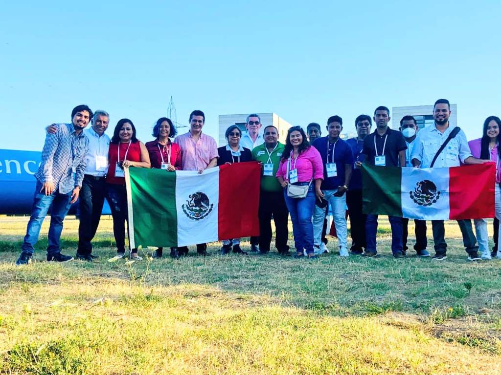 Profesores de Guerrero en el Centro Europeo de Investigaciones&nbsp;Nucleares