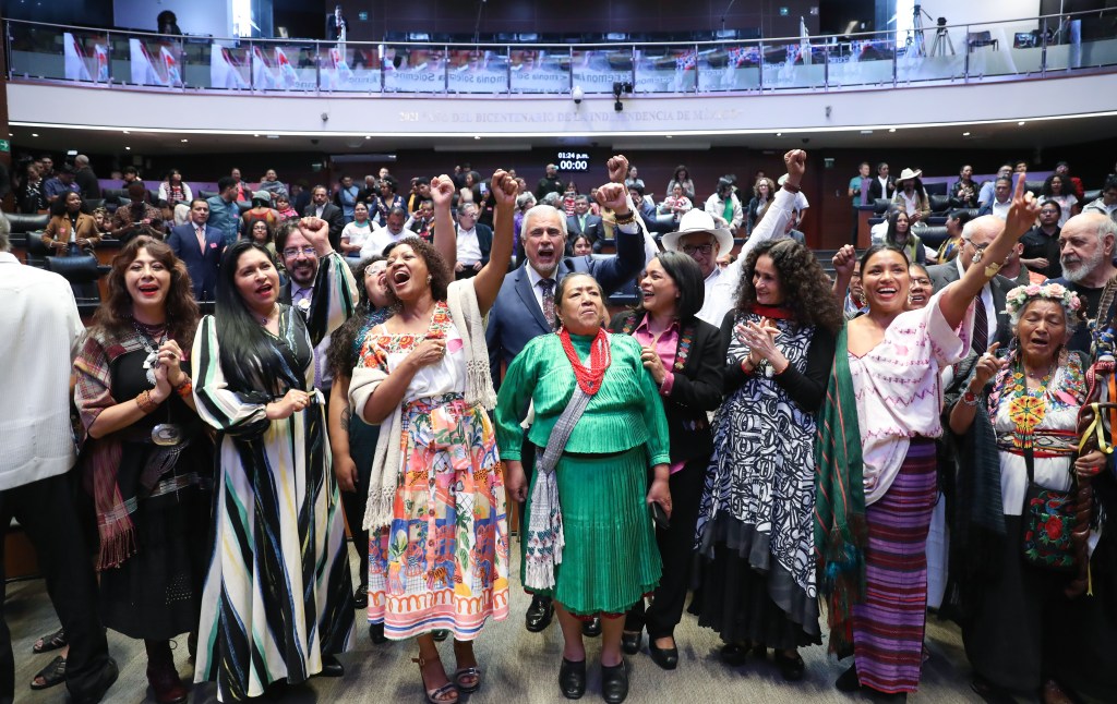 Reconocen en Muro de Honor del Senado a Pueblos Indígenas y&nbsp;Afromexicanos