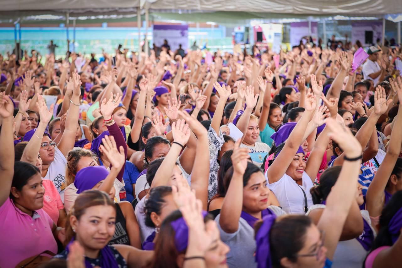 Pasar a la historia como un gobierno que transformó la vida de las mujeres en Guerrero: Evelyn Salgado