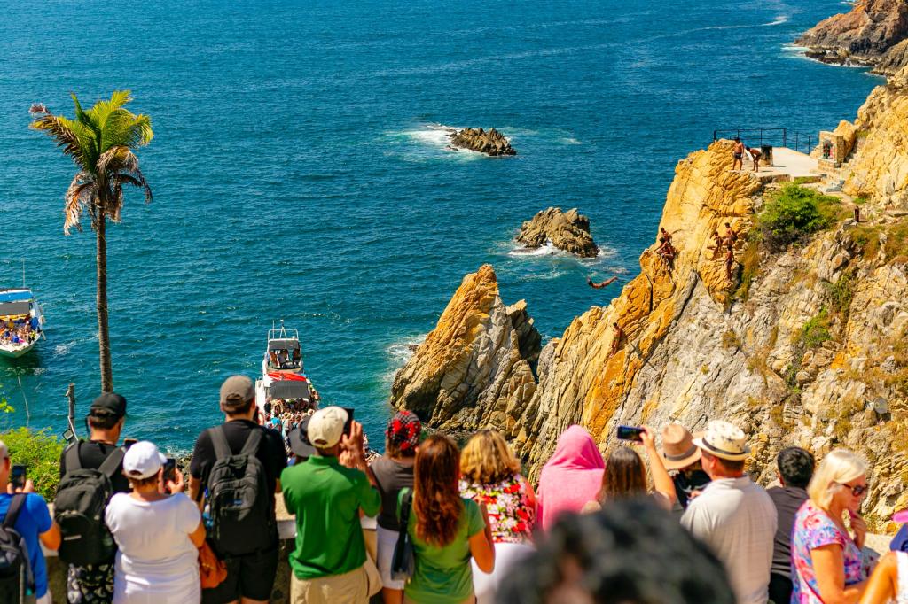 Acapulco lidera el repunte turístico invernal con crecimiento histórico en búsquedas de viaje del 69% en&nbsp;Booking.com