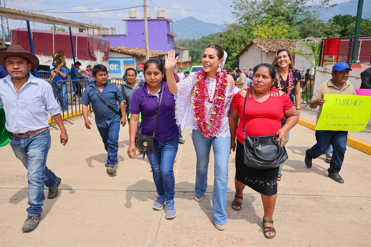 Estamos trabajando con el corazón y sin descanso para lograr la justicia, bienestar y desarrollo de Guerrero: Evelyn Salgado