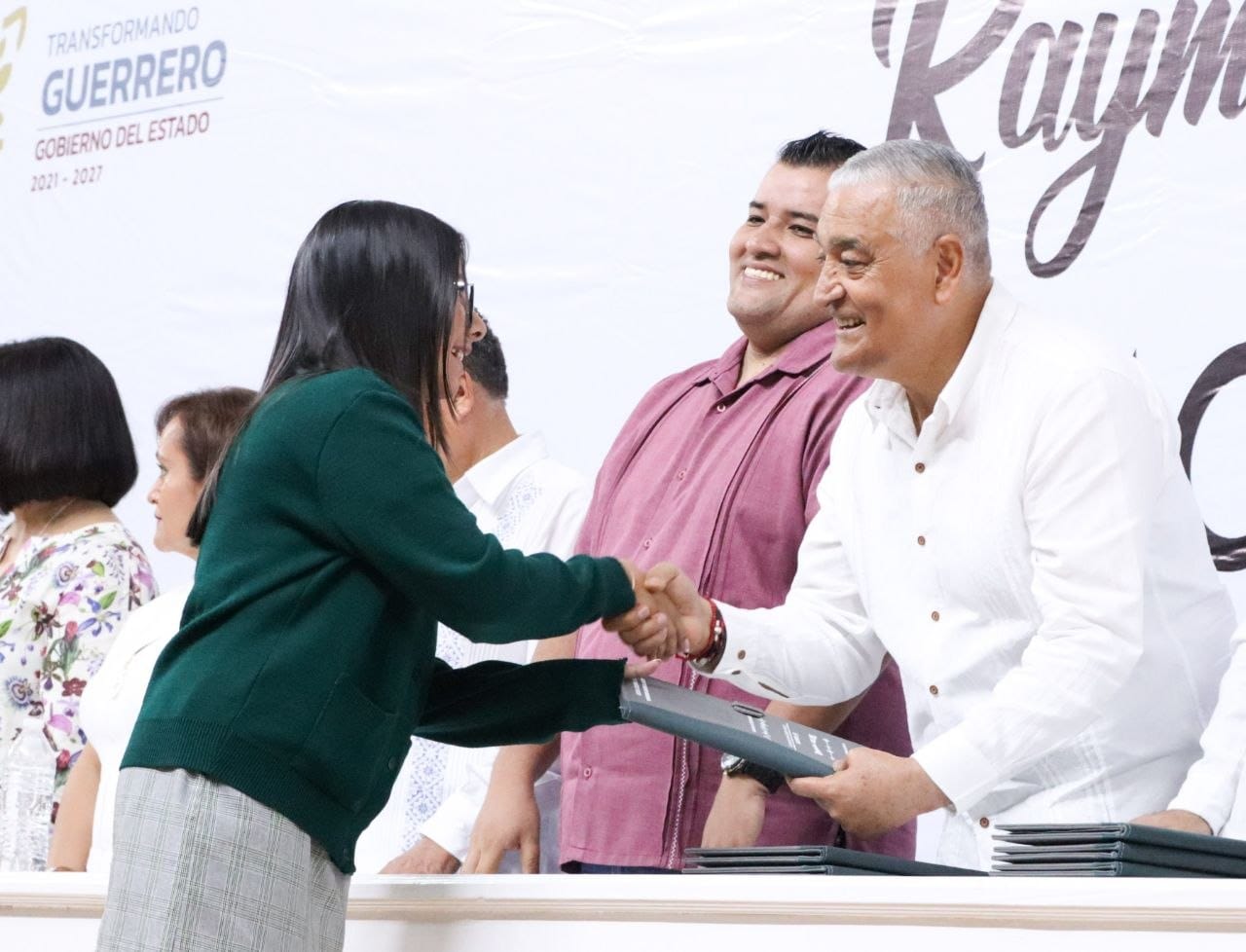 Guerrero cierra ciclo escolar con más de 176 mil estudiantes egresados de educación básica